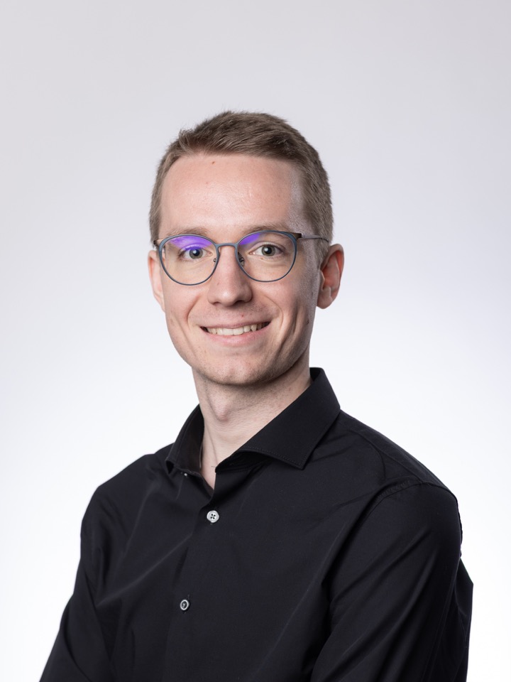 Portrait of David Schnurr